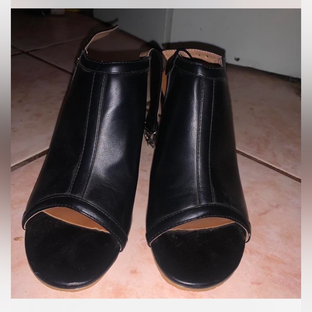 SOLD Taxi black high heel shoes 31 / 10 - Picture 4 of 7